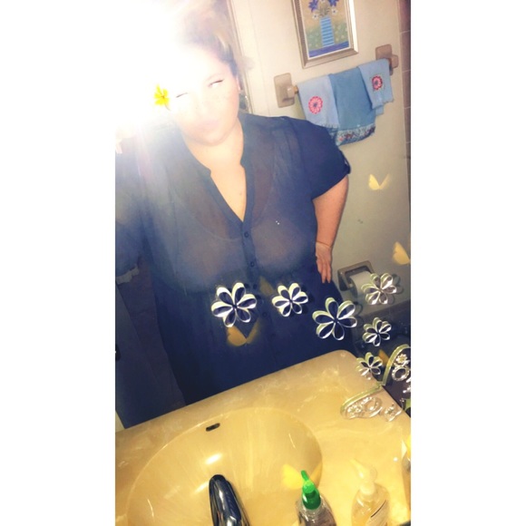 Meet your Posher, Christina - Picture 3 of 5